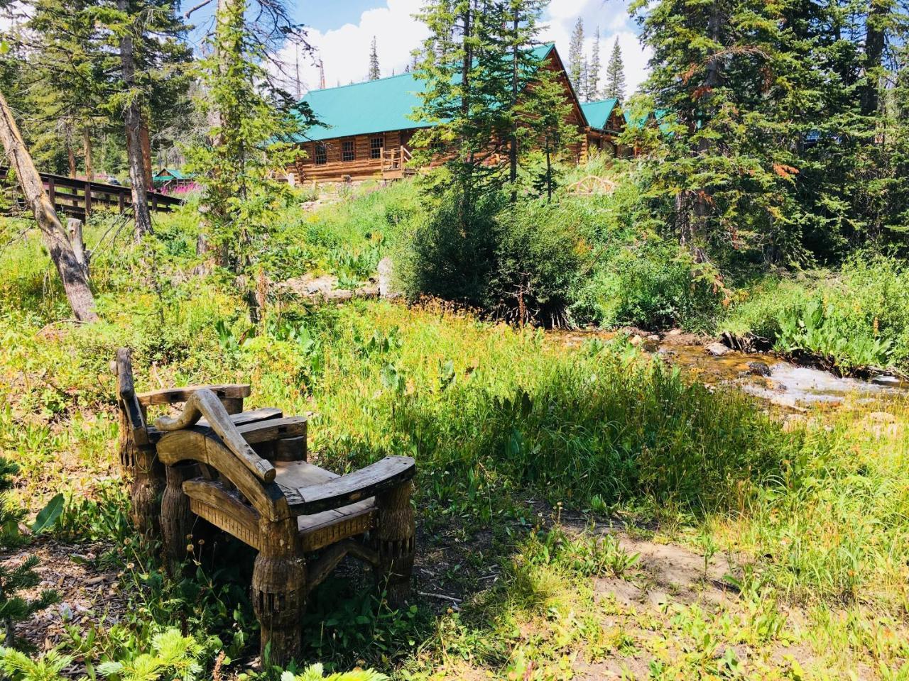 Snowy Mountain Lodge Centennial Exterior photo