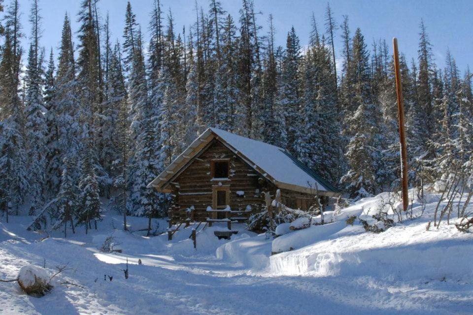 Snowy Mountain Lodge Centennial Exterior photo